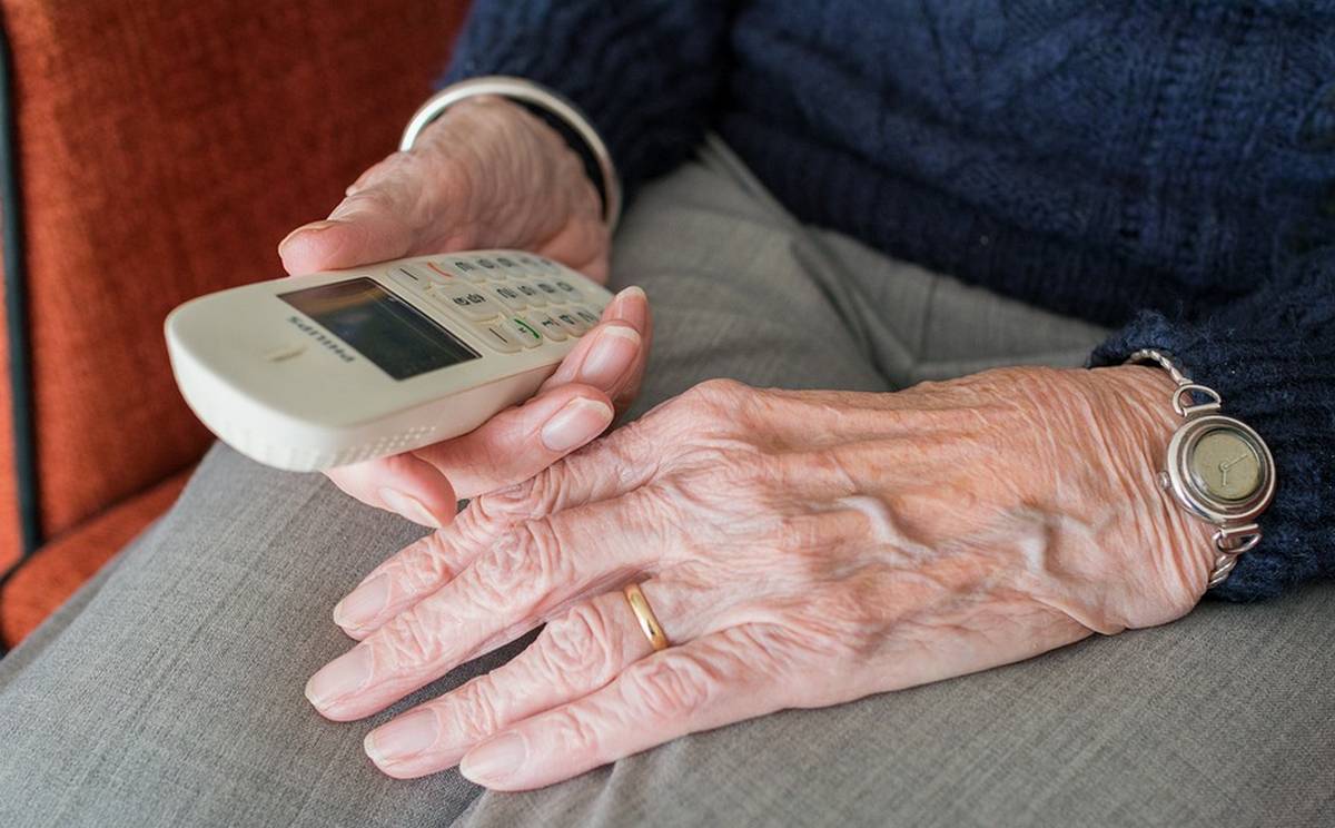 Seniorka straciła oszczędności